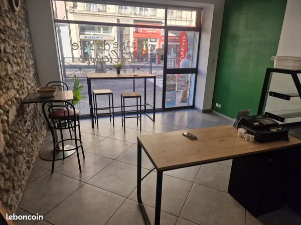 à louer - local de restauration entièrement équipé - prêt à exploiter