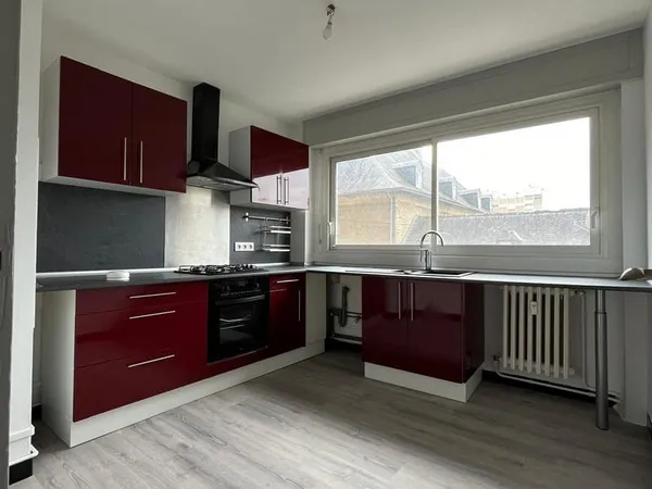 TARBES : appartement de 2 pièces (47 m2) en location