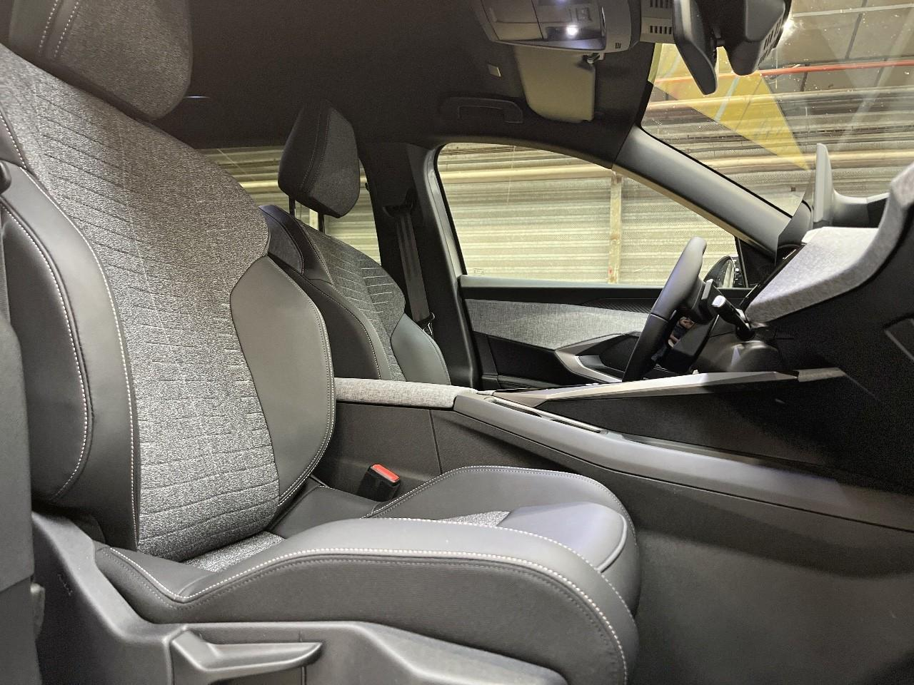 Peugeot 5008 hybrid 145ch allure e-dcs6 — photo 27