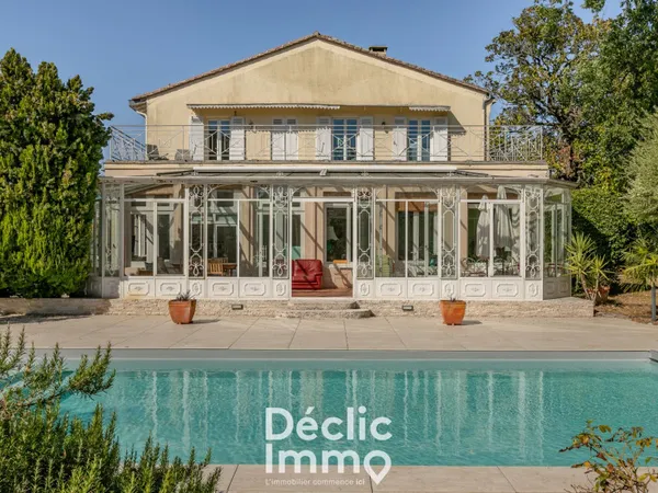 Maison en pierre 8 pièces 310 m²