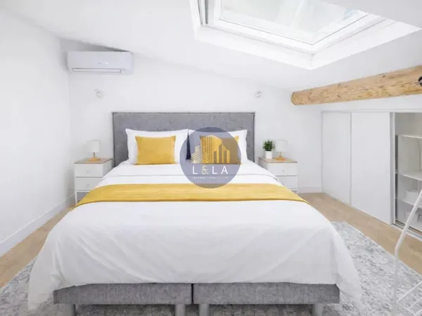 DUPLEX MEUBLÉ RÉNOVÉ CŒUR HISTORIQUE AIX-EN-PROVENCE