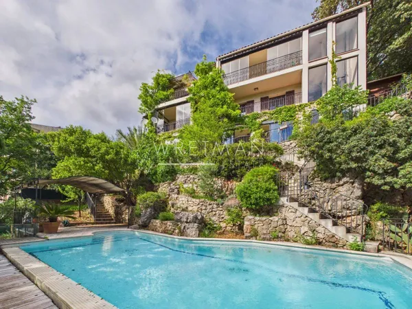 Villa 8 pièces 171 m²