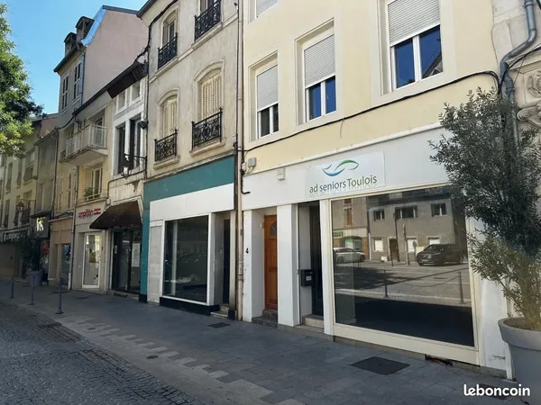 Local commercial 42 m²