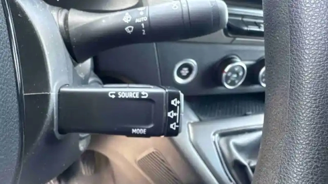 Renault Kangoo Van blue dci 95 — photo 17