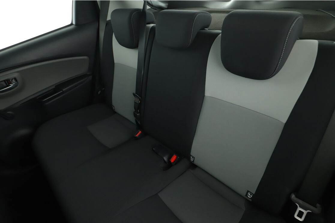 Toyota Yaris 1.5 Hybrid France Business — photo 13