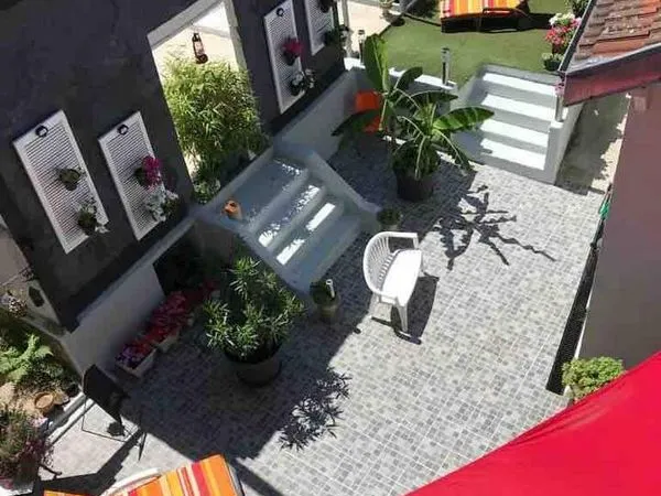 Maison de ville 10 pièces 245 m²
