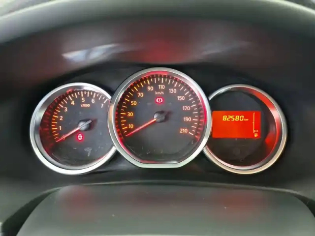 Dacia Sandero sce 75 — photo 19