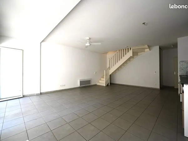 Duplex t3 terrasse + box double