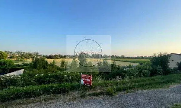 Terrain constructible 1034 m²