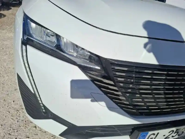 Peugeot 308 sw puretech 130ch s&amp;s bvm6 — photo 16