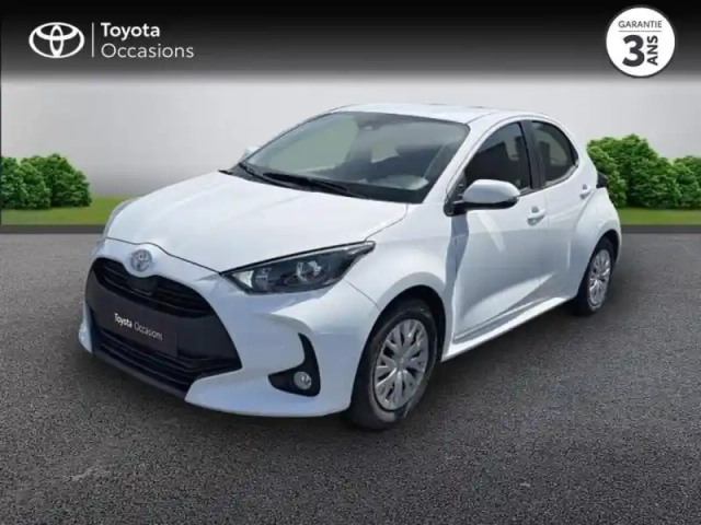 Toyota Yaris 70 vvt-i dynamic business 5p my22