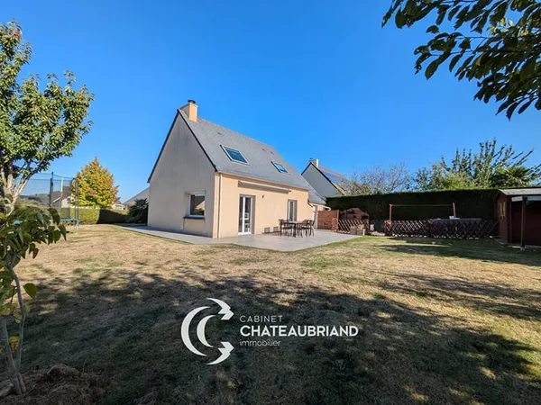 Maison à vendre Dol De Bretagne 4 pièces, 97m², garage, terrain 564m² clos.