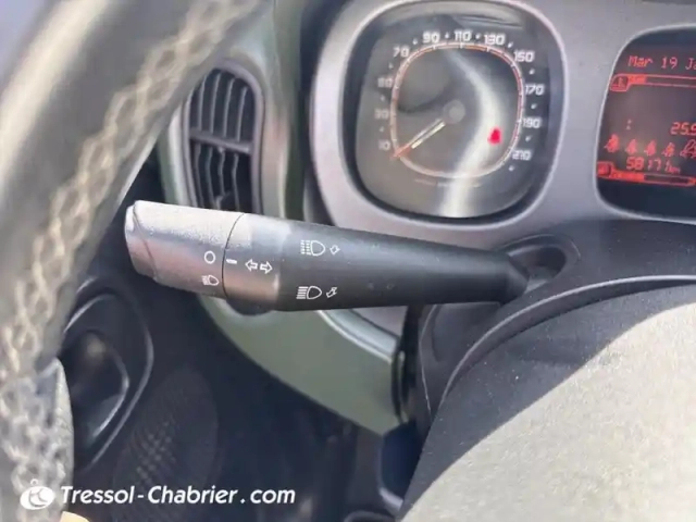 Fiat Panda 0.9 85 ch twinair s&amp;s 4x4 rock — photo 27