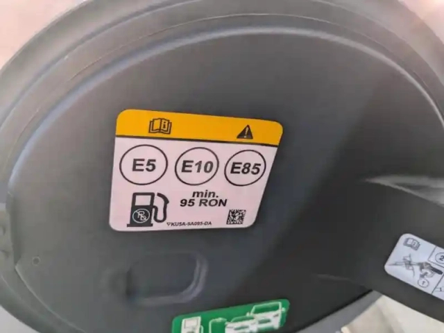 Ford Puma 1.0 flexifuel 125ch s&amp;s mhev titanium — photo 11
