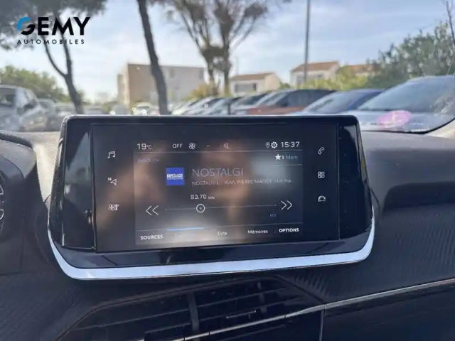 Peugeot 2008 puretech 100 s&amp;s bvm6 — photo 12