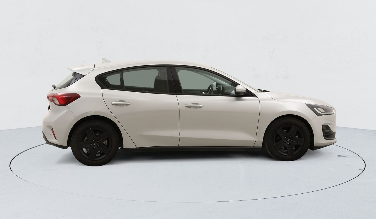 Ford Focus — photo 6