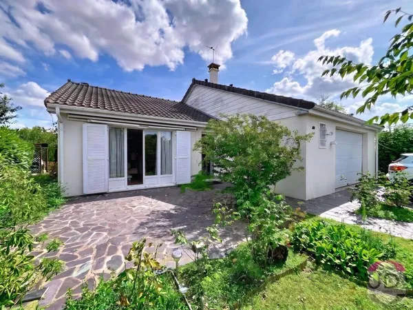 Maison de plain-pied 5 pièces 101 m²