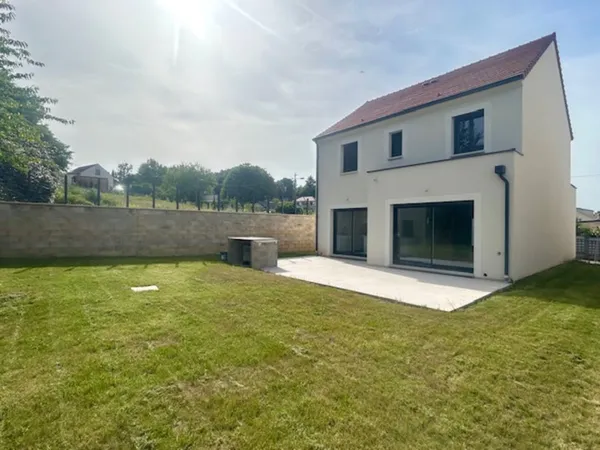 MONTLHÉRY - CENTRE VILLE - 128 M2 HABITABLES - MAISON FAMILIALE INDIVIDUELLE F6 RE 2020 - FN RÉDUITS