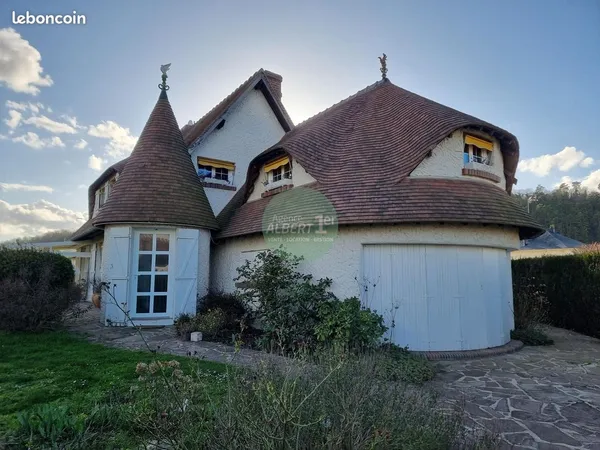 Maison 8 pièces 154 m²