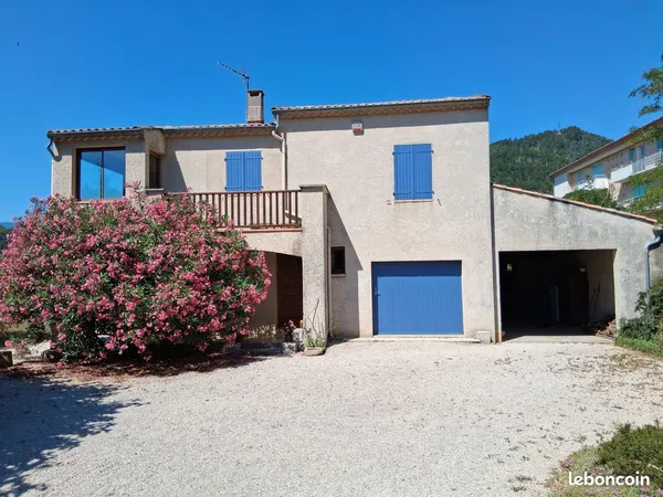 à vendre Villa + cabanon historique en pierres de 1875 sur 2000 m² de terrain