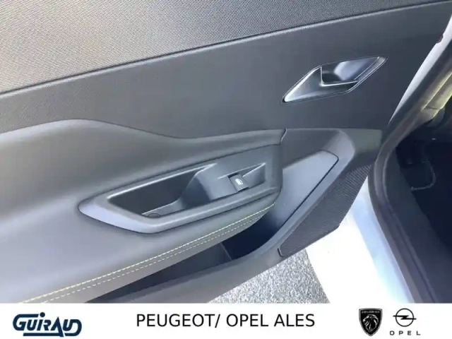 Peugeot 308 electrique 54 kwh 156ch — photo 10