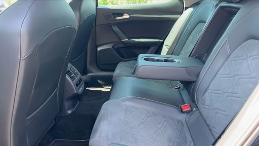 Seat Leon 1.5 eTSI 150 DSG7 - Xcellence – 2022 – 38684 km – Hybride essence – Boîte Automatique — photo 21