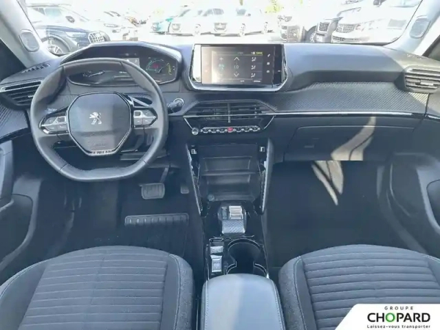 Peugeot 2008 electrique 136 ch — photo 15