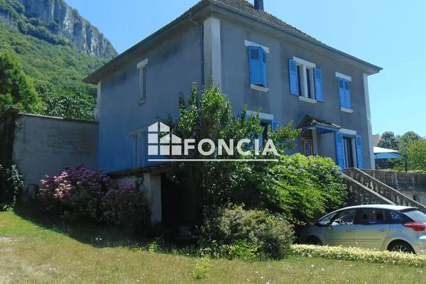 Maison 6 pièces 180 m²