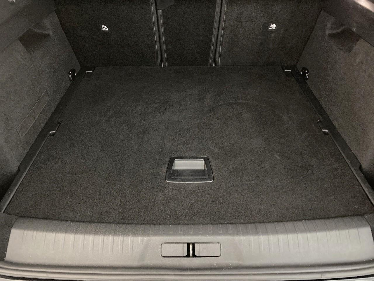 Peugeot 3008 electrique 210 ch 73 kwh gt — photo 6