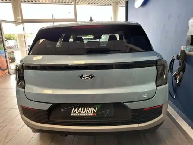 Ford Explorer 286ch extended range 77kwh rwd — photo 8