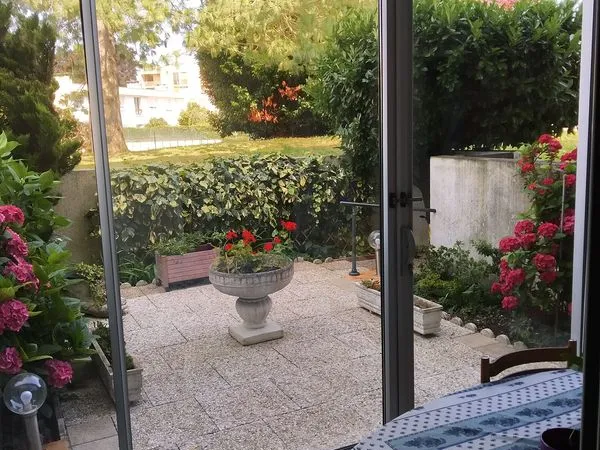 4 Pièces + Terrasse 28 m2 - En nue propriété = Viager Occupé