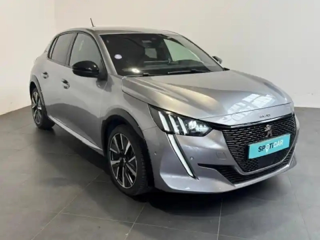 Peugeot 208 1.2 100 gt gps / carplay / fullled / camera 180 / — photo 3