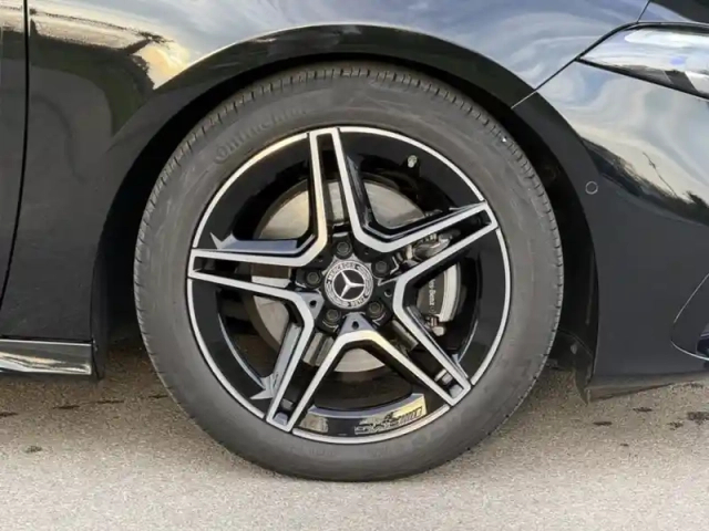 Mercedes Classe A 200 d amg line — photo 41