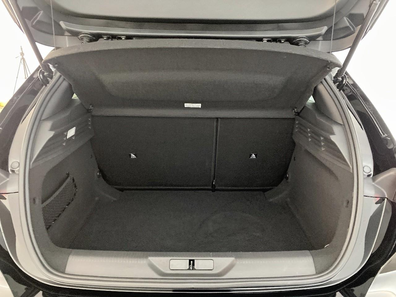 Peugeot 308 hybrid 145 e-dcs6 allure — photo 6