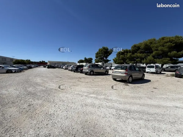 Terrain 4 000 m² Vitrolles