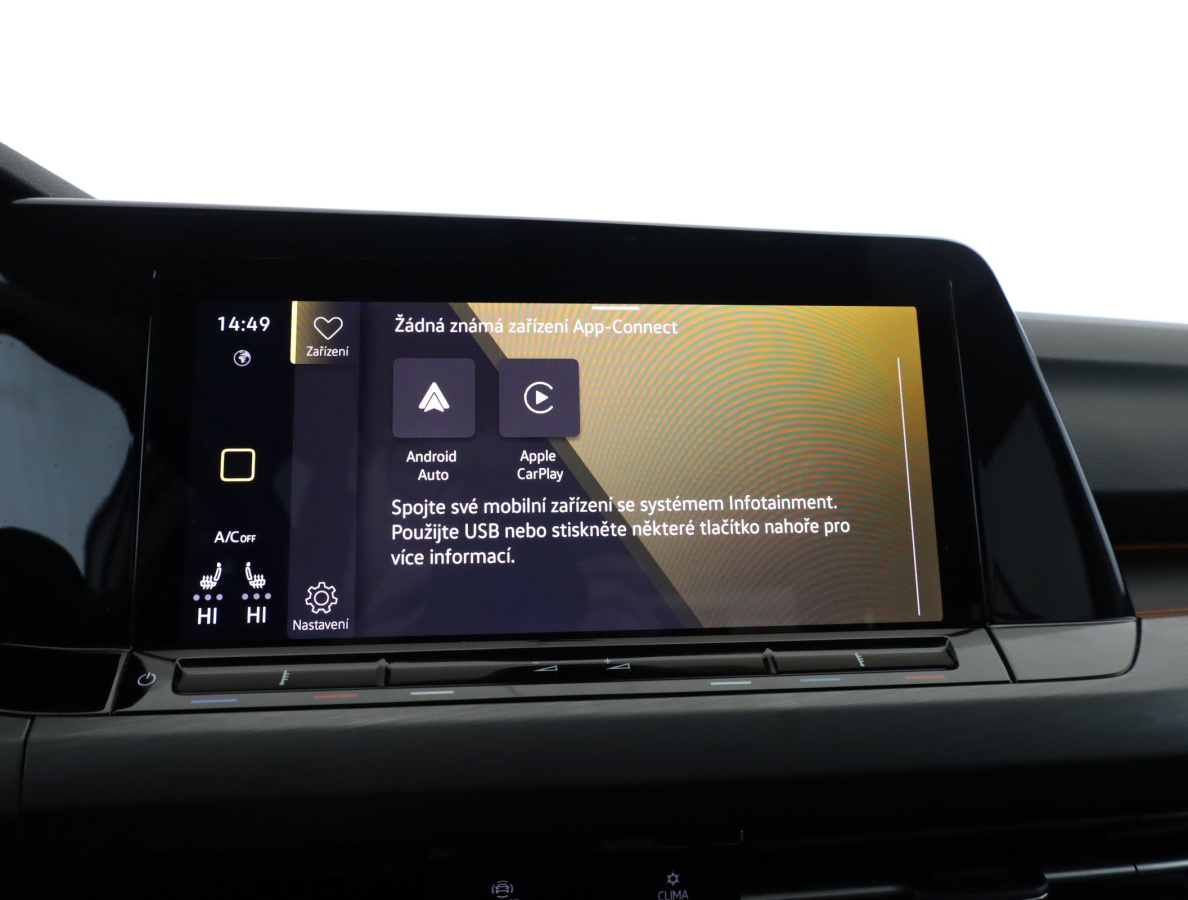 Volkswagen Golf 8 — photo 18