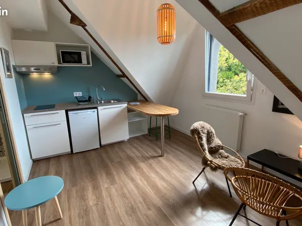 Beau studio duplex proche IUT et Hopital