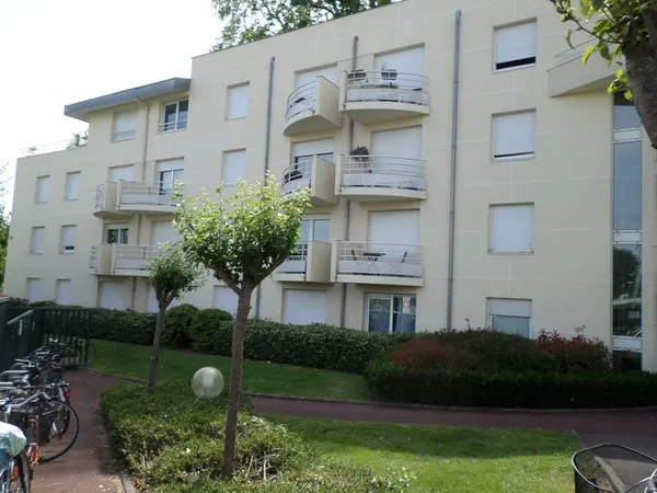 T1 + PARKING - Fontaniles MERIGNAC PEYCHOTTE