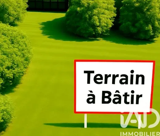 Terrain 844 m²