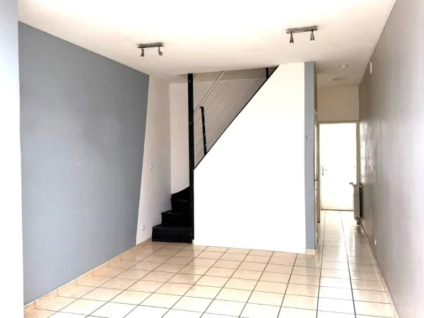 MAISON DE VILLE PROCHE TRANSPORTS