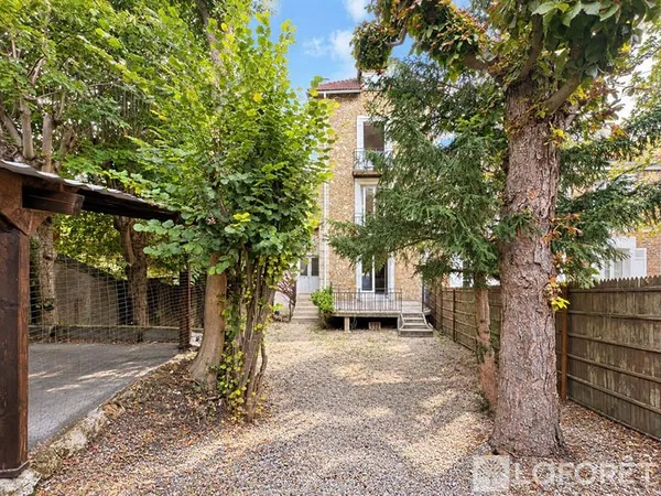 Maison 7 pièces 168 m²