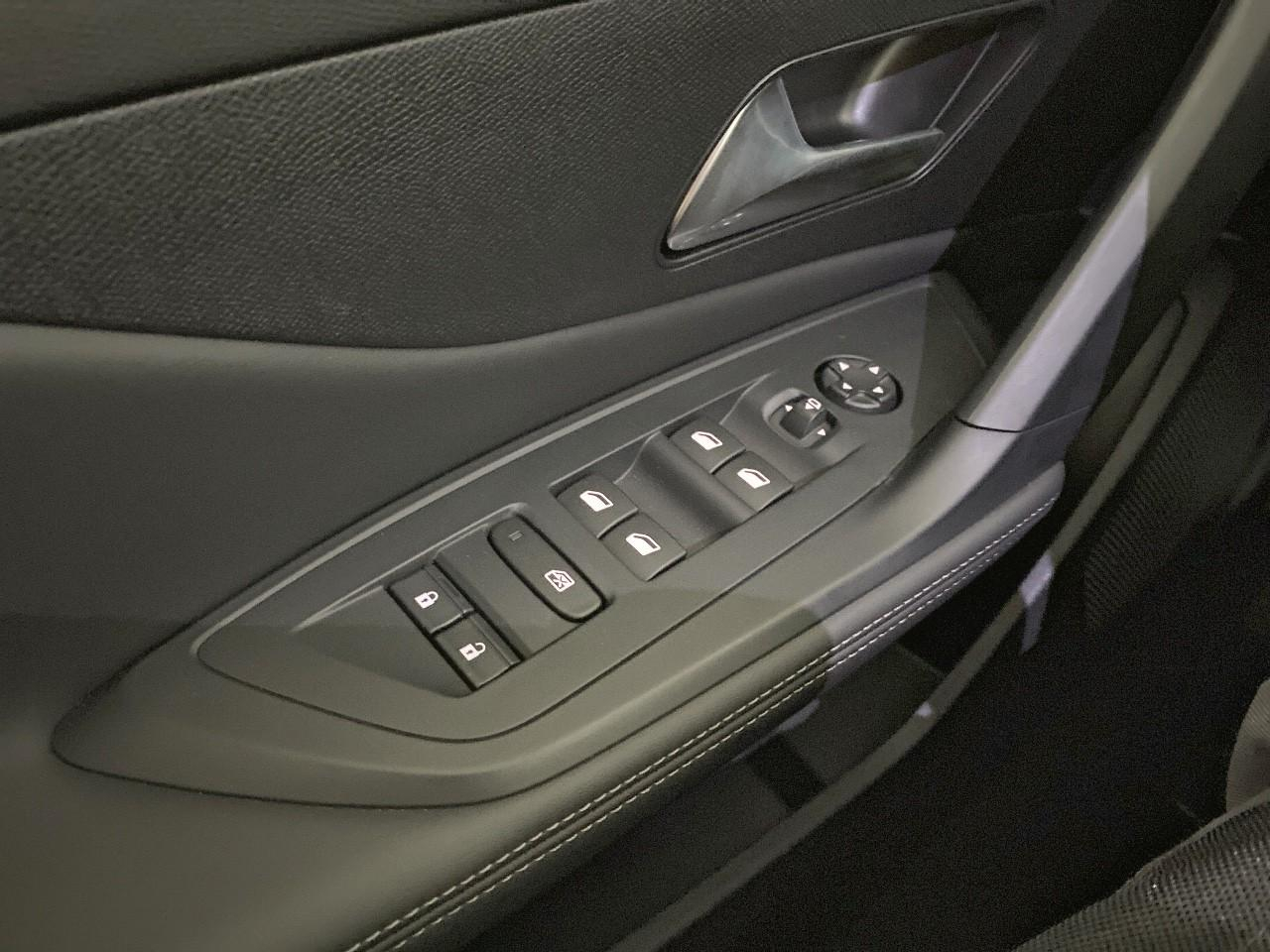 Peugeot 308 sw hybrid 145 e-dcs6 allure — photo 20