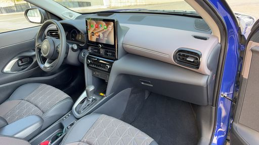 Toyota Yaris Cross 1.5 HSD 130 Hybrid E-CVT - Collection – 2025 – 13080 km – Hybride essence – Boîte Automatique — photo 19