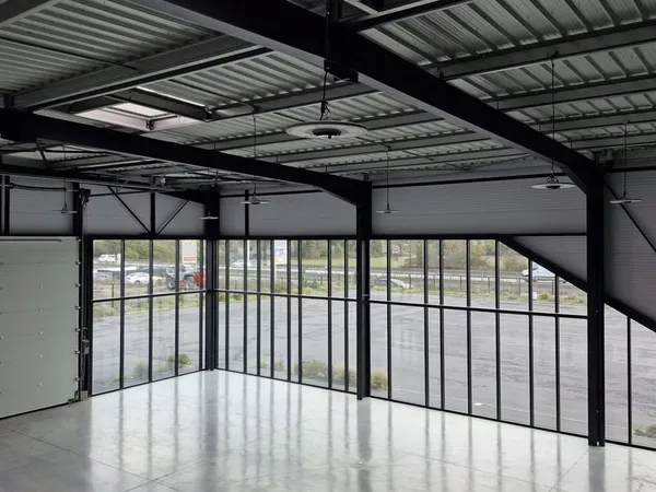 VANNES OUEST - VISIBILITE 4 VOIES - Local commercial de 470 m?