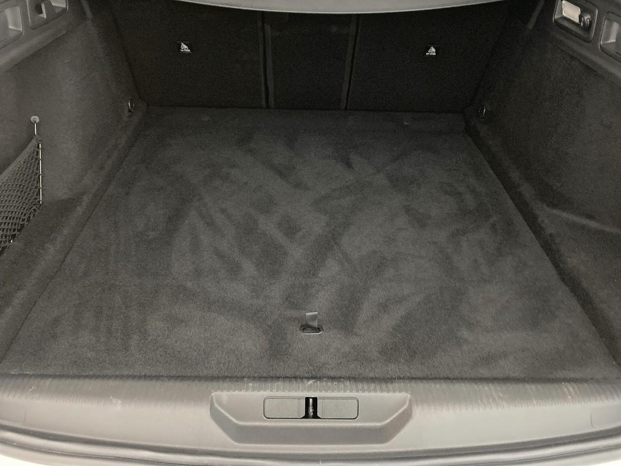Peugeot 308 sw hybrid 145 e-dcs6 allure — photo 6