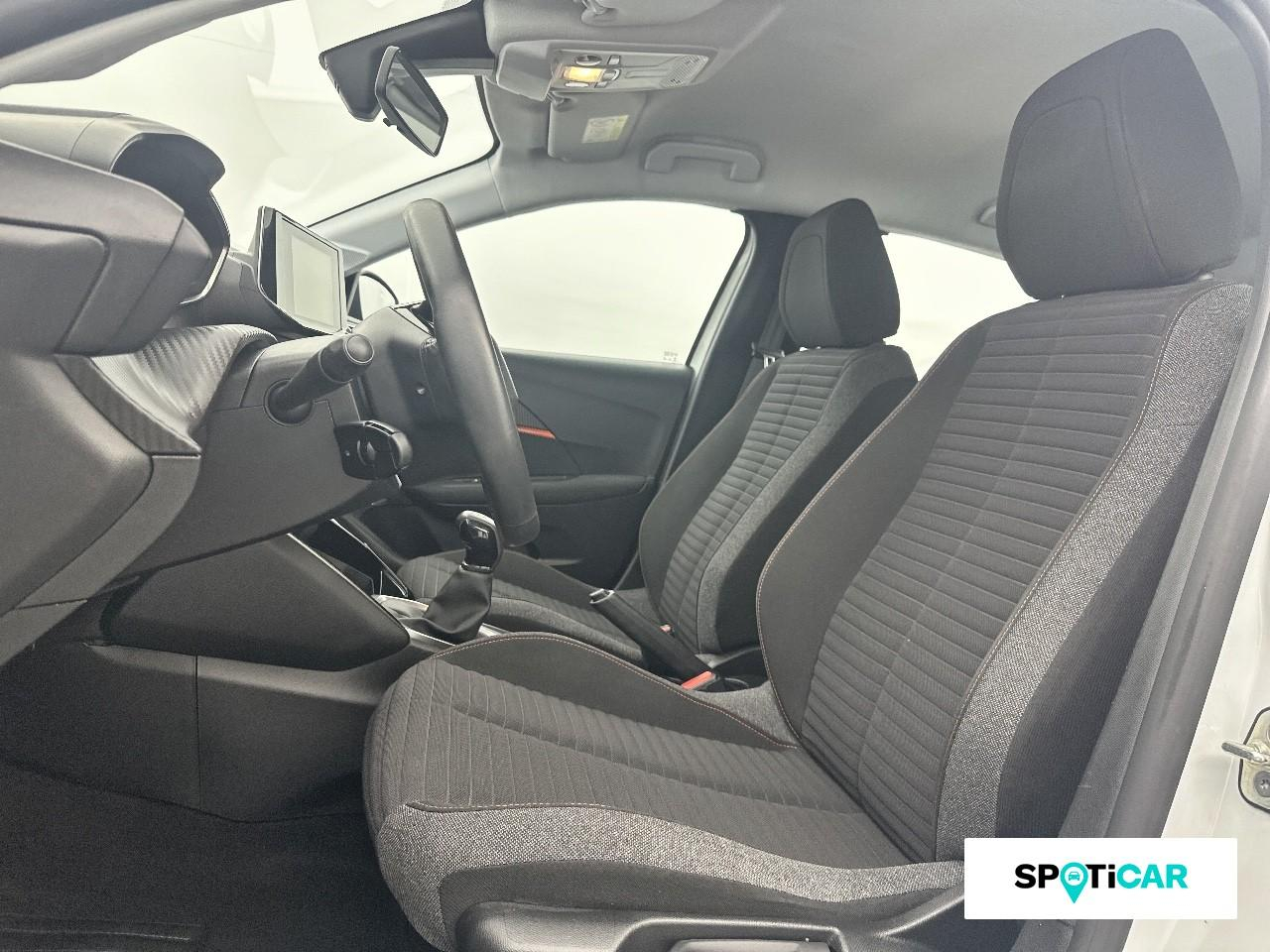 Peugeot 208 puretech 75 s&s active — photo 9