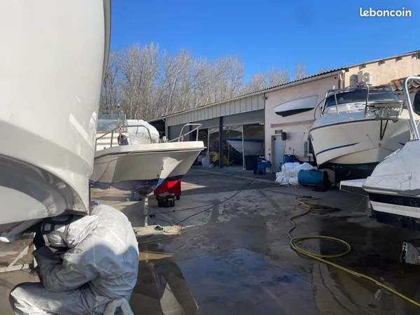 Cession chantier naval stockage hivernage entretien