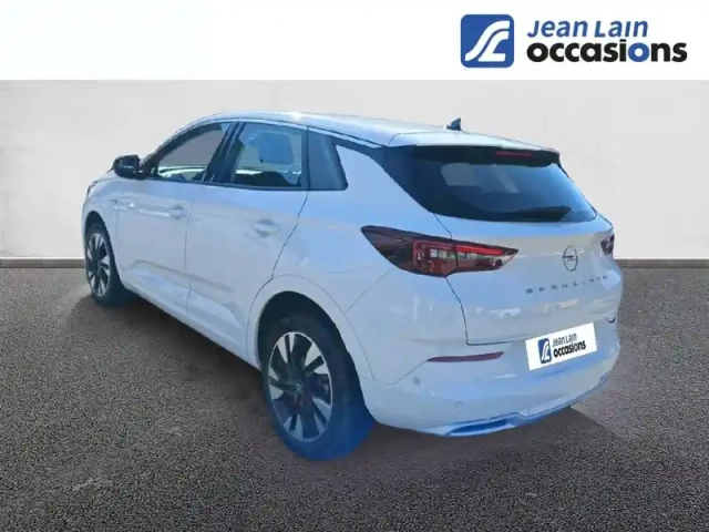 Opel Grandland 1.2 turbo 130 ch bva8 — photo 27