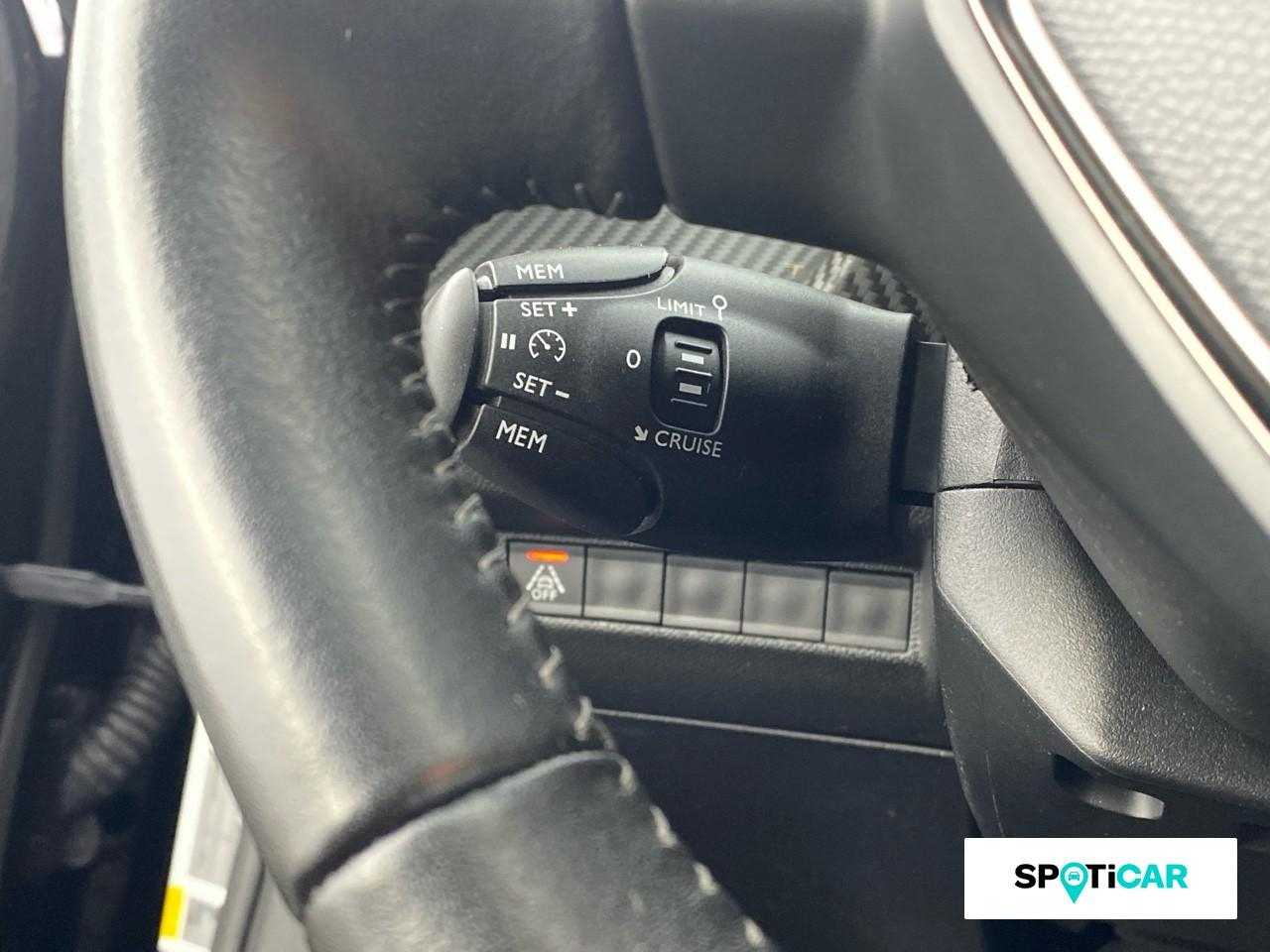Peugeot 2008 1.2 puretech 100ch s&s style — photo 18