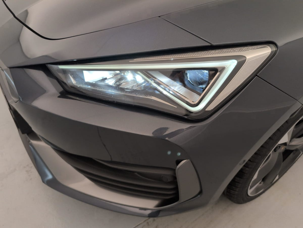 Cupra Leon — photo 23